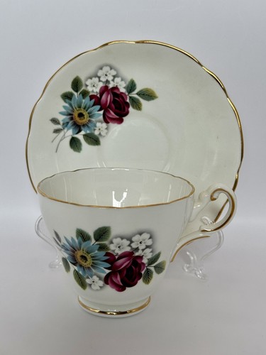 Rare vintage teacup saucer - rare,